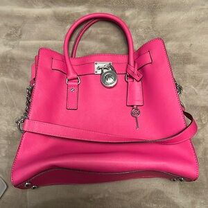 Michael Kors Fuscia Tote